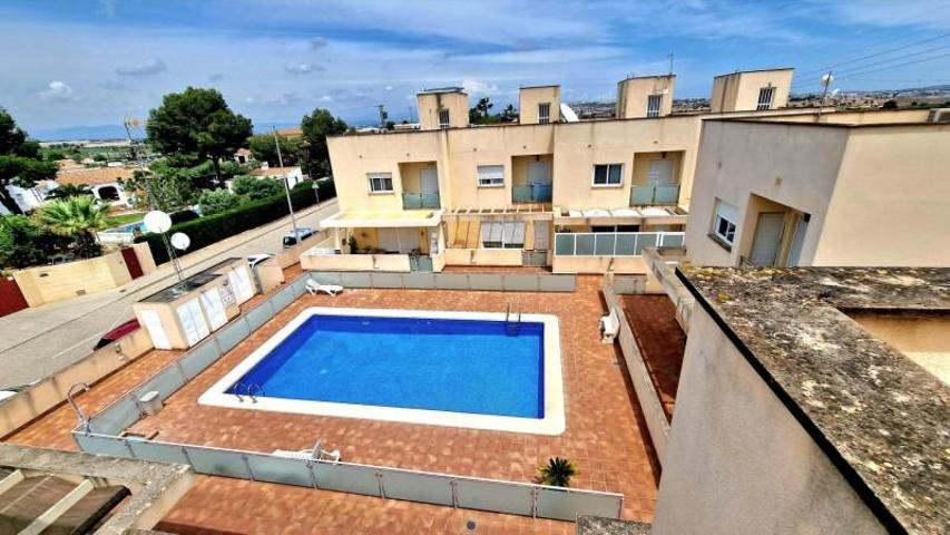Adosada en venta en Los Montesinos, La herrada photo 0