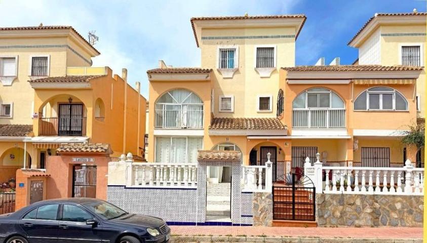 Duplex en venta en Orihuela Costa, Playa Flamenca photo 0