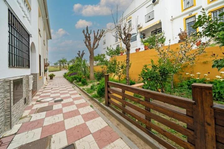 Casa en venta en Otura, Vega de granada zona sur photo 0
