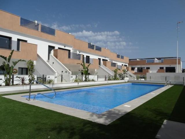 Bungalow en venta en Pilar de la Horadada, Zona Pueblo photo 0