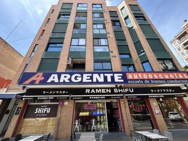 Piso en venta en Torrent, Zona Avenida al Vedat photo 0