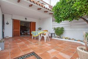 Adosada en venta en Coma-ruga, Barri maritim de comarruga photo 0