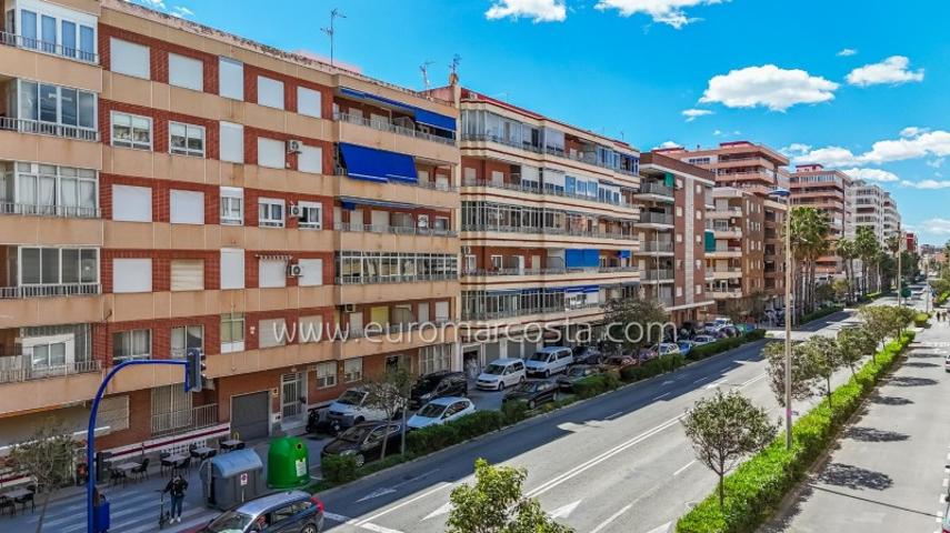 Apartamento en venta en Torrevieja, PLAYA photo 0