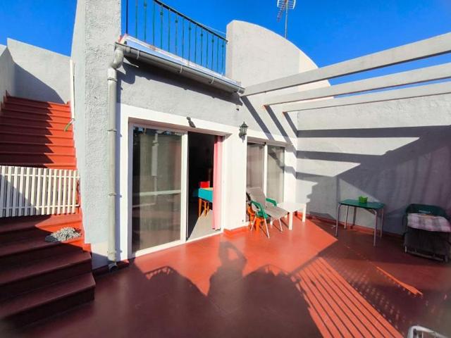 Adosada en venta en La Nucia, Panorama photo 0