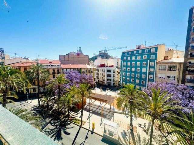 Apartamento en venta en Alicante, Rambla photo 0