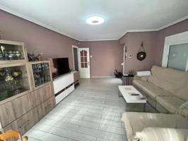 Piso en venta en Alicante, Centro photo 0