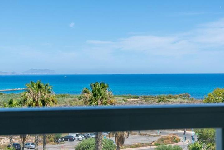 Apartamento en venta en El Campello photo 0