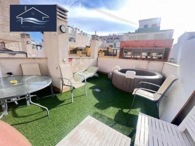 Aticos en venta en Alicante, Centro photo 0