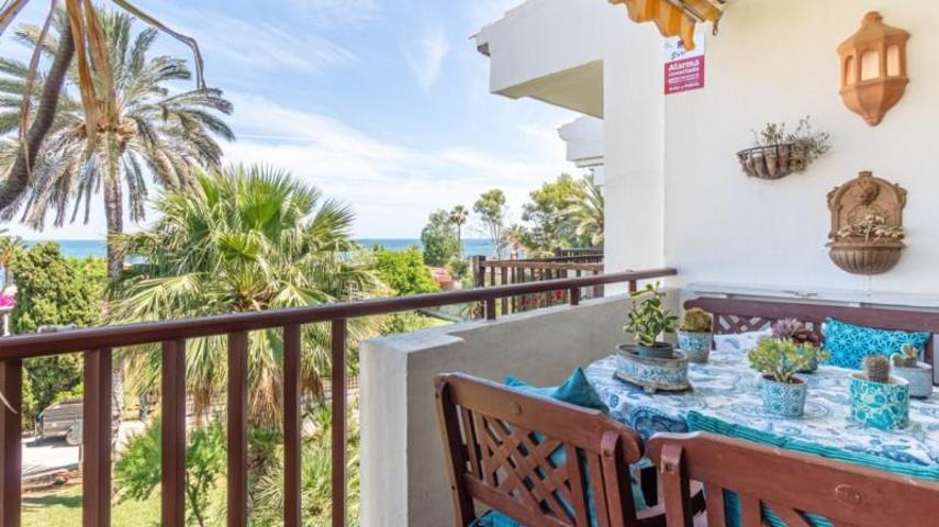 Aticos en venta en Denia, LM HASTA KM.3, 1ª LINEA photo 0