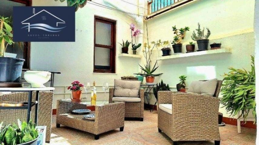 Piso en venta en Alicante, Centro photo 0