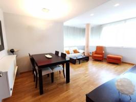 Piso en venta en Castelldefels, Els Canyars photo 0