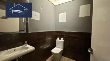 Local comercial en venta en Alicante, Benalua photo 0