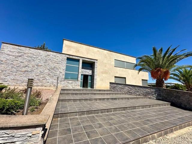 Chalet en venta en Yecla, Ayuntamiento photo 0