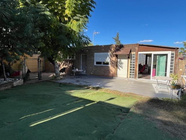 Chalet en venta en Alicante, La Albufereta photo 0