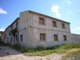 Casa con terreno en venta en Salinas, Comunidad valenciana photo 0