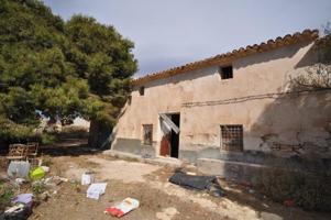 Casa con terreno en venta en Monovar-Monover, Comunidad valenciana photo 0