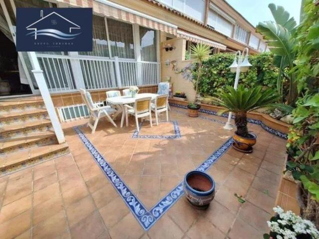 Chalet en venta en San Juan playa, San Juan playa photo 0