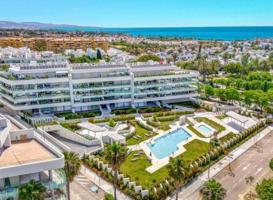 Apartamento en venta en San Pedro de Alcántara photo 0