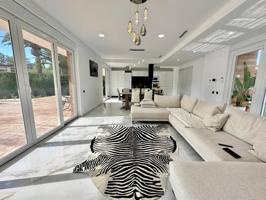 Chalet en venta en Petrer, Comunidad valenciana photo 0
