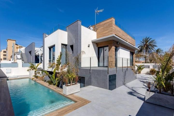 Chalet en venta en La Mata, La mata photo 0