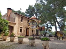 Chalet en venta en Cocentaina, Cocentaina photo 0