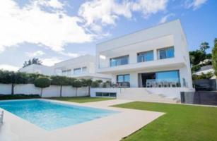 Chalet en alquiler en Estepona, Estepona East - Loma de Casasola photo 0