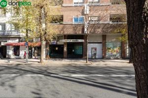 Garaje en venta en Granada, Constitucion photo 0