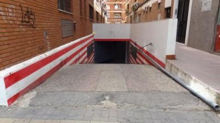 Garaje en venta en Córdoba, Ciudad Jardín photo 0