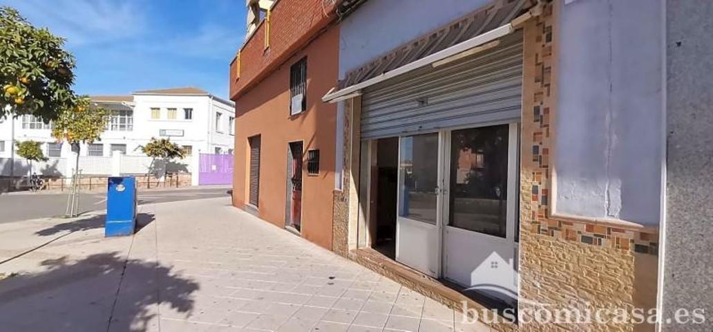 Local comercial en venta en Linares, Avenida Andrés Segovia, 23700 photo 0