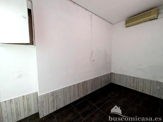 Local comercial en venta en Linares, Calle Quevedo, 23700 photo 0