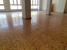 Local comercial en venta en Crevillent, IRIS photo 0
