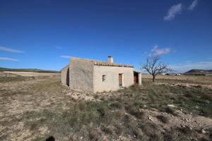 Terreno en venta en Yecla photo 0