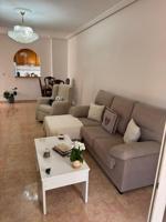 Apartamento en venta en Torrevieja photo 0