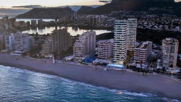 Apartamento en venta en Calpe, Playa de Fossa-Levante photo 0