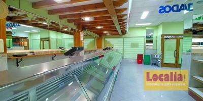 Local comercial en alquiler en Torrelavega photo 0