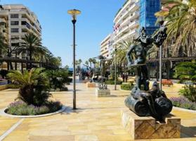Local comercial en alquiler en Marbella, Costa del Sol Occidental-Área de Marbella photo 0