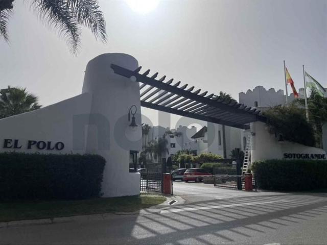Garaje en venta en Sotogrande, Campo de Gibraltar photo 0