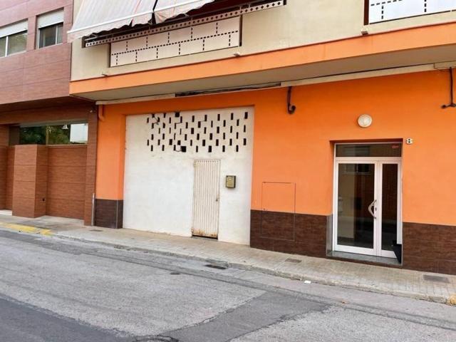 Local comercial en venta en L'Alcudia, L´Alcúdia photo 0