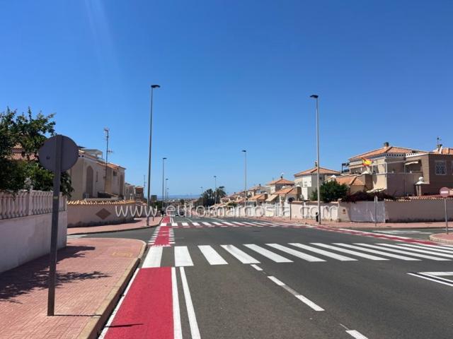Adosada en venta en Torrevieja, Aguas nuevas photo 0
