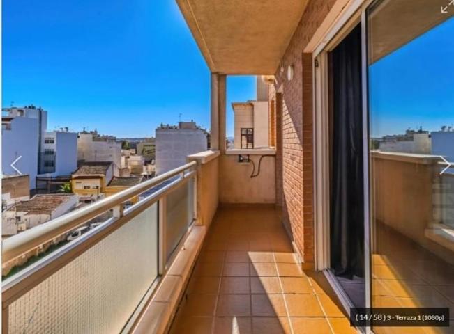 Piso en venta en Torrevieja, Torrevieja photo 0