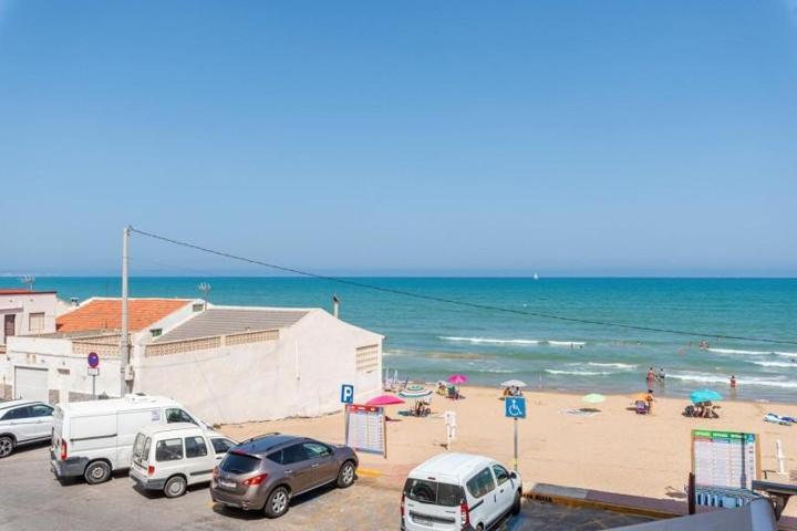 Apartamento en venta en Guardamar del Segura photo 0