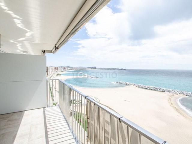 Piso en venta en Calonge photo 0