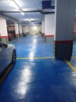 Parking en alquiler en Badalona, Lloreda photo 0