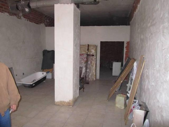 Local comercial en alquiler en Valladolid, Delicias photo 0