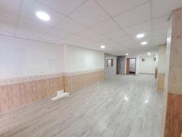 Local comercial en alquiler en Alzira, Zona Plaza Del Reino photo 0