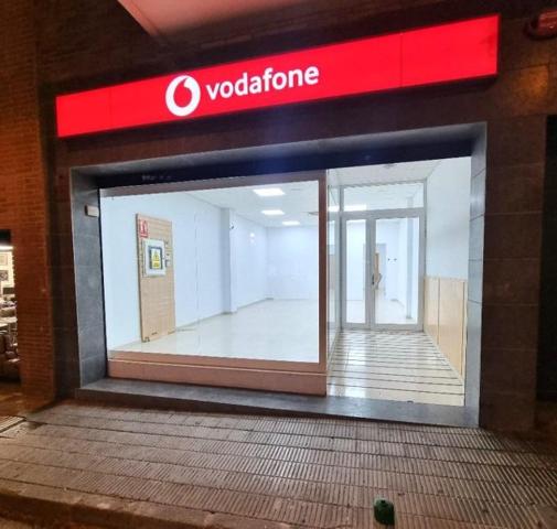 Local comercial en alquiler en Torredembarra, *CENTRE photo 0