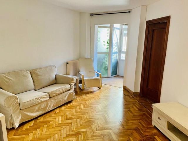 Piso en alquiler en Valladolid, Paseo Zorrilla photo 0