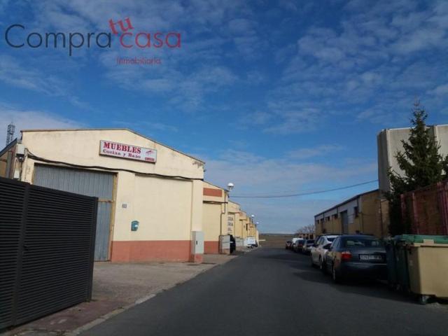 Nave industrial en alquiler en La Lastrilla, Pueblo photo 0