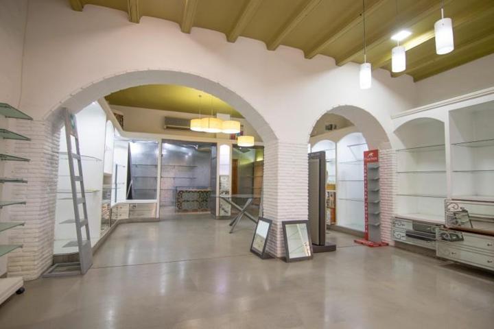 Local comercial en alquiler en La Vall d'Uixó, Comunidad valenciana photo 0