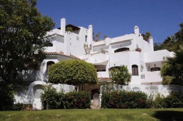 Piso en alquiler en Marbella, Real de Zaragoza photo 0